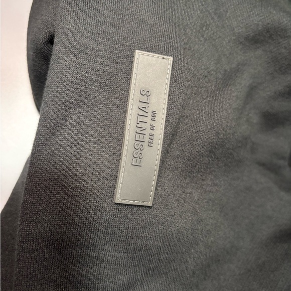 Essentials fear of god hoodie black size large - Picture 4 of 5